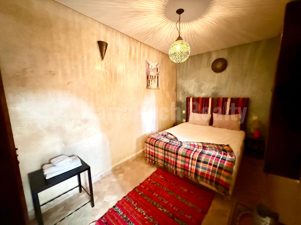 Renovated 4-bedroom riad with excellent access