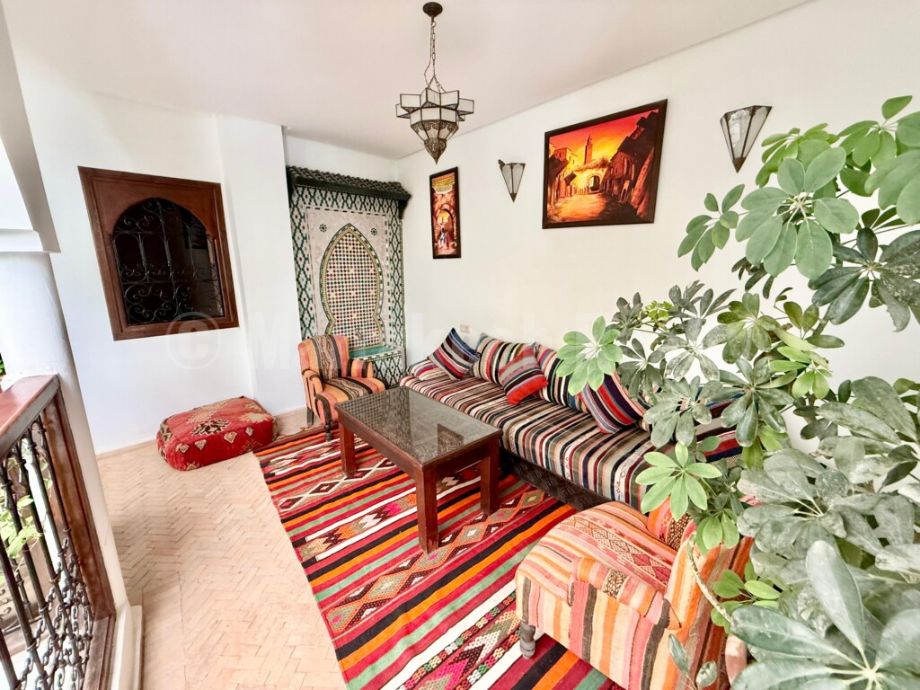 Renovated 4-bedroom riad with excellent access