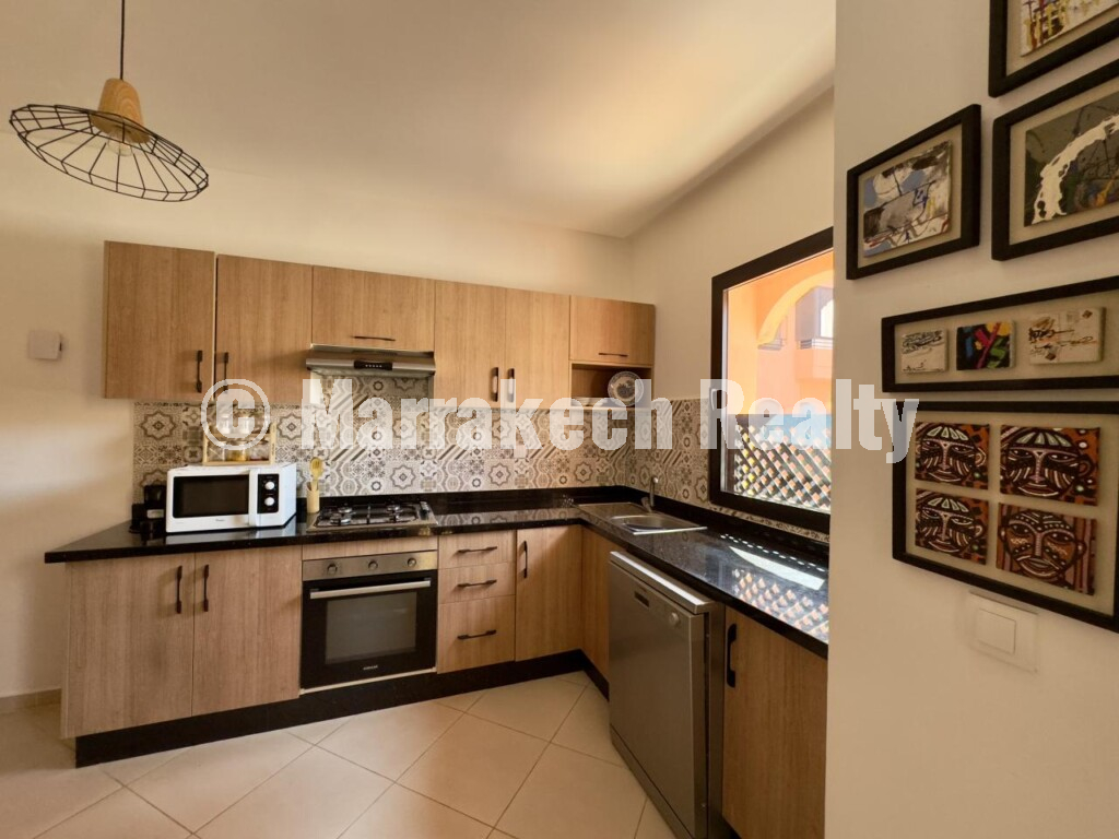 Furnished Apartment with Garden Terrace and Golf Access