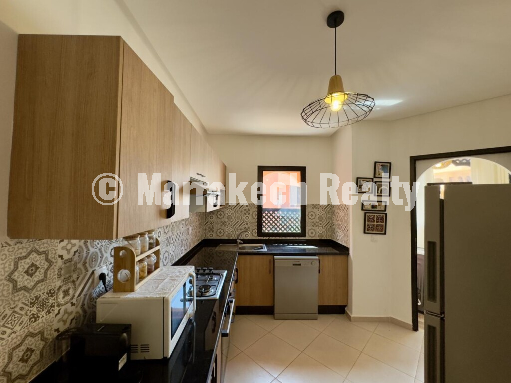 Furnished Apartment with Garden Terrace and Golf Access