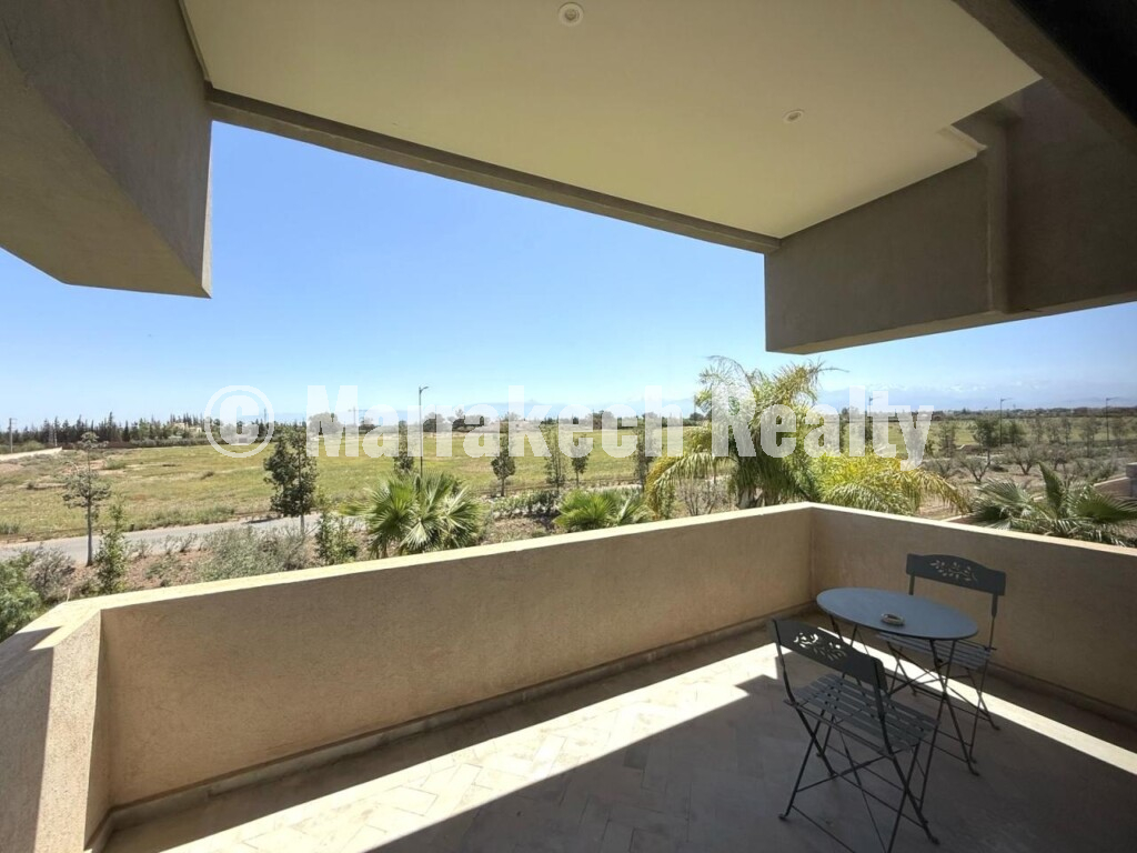 Prestigious Contemporary Villa on a Golf Estate