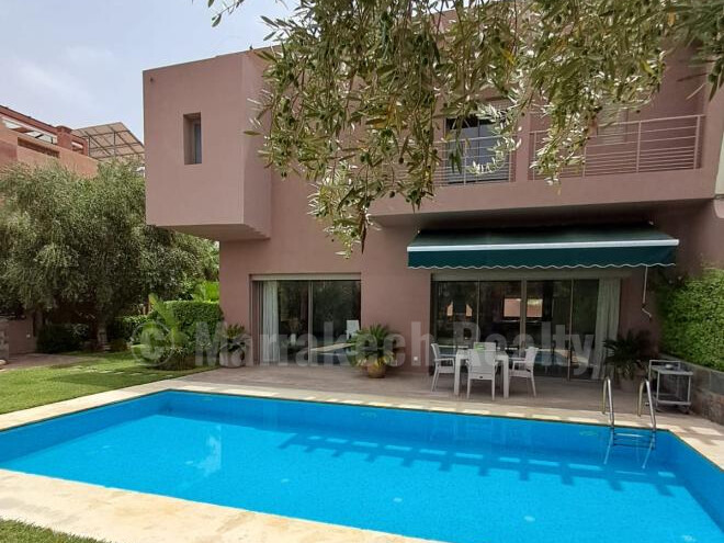 Charmante Villa à Louer en longue duree avec piscine