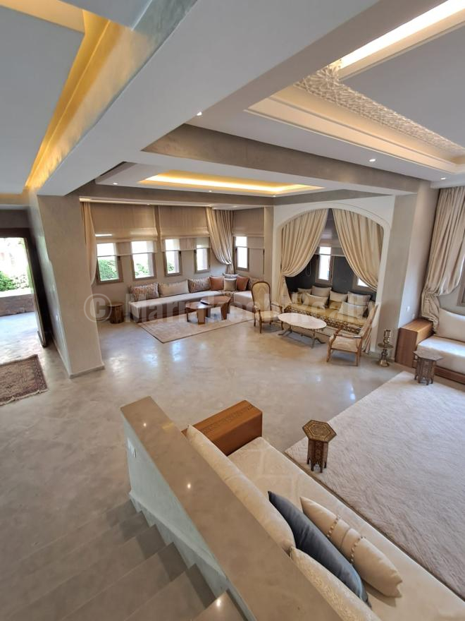 Charmante Villa à Louer en longue duree avec piscine