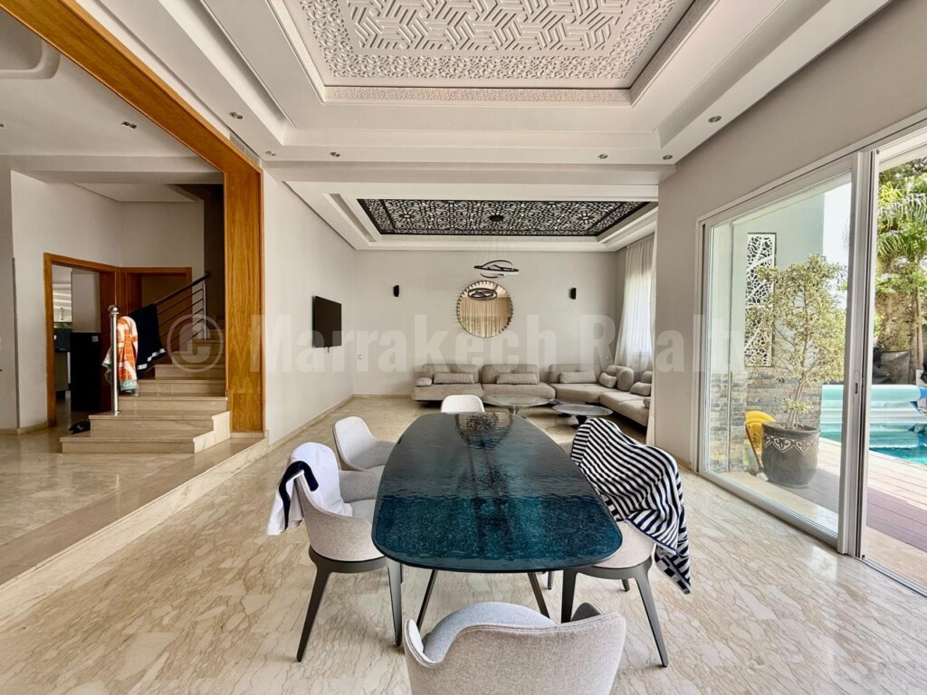 Exceptional Villa on the Golf Front with large pool