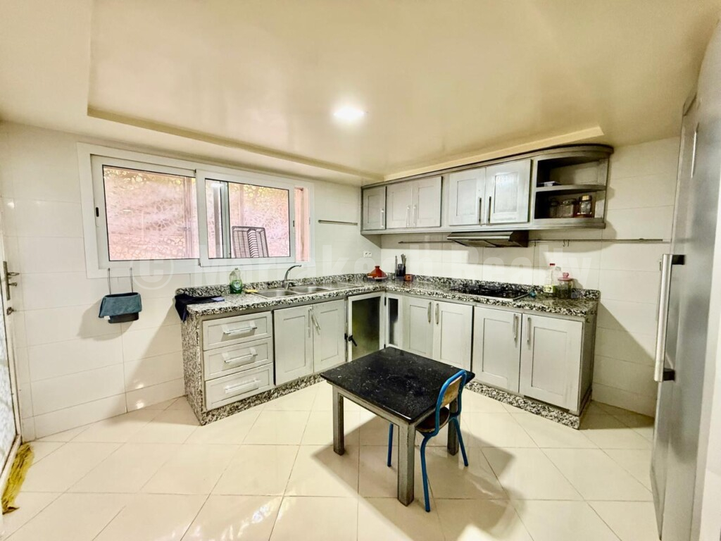 Exceptional Villa on the Golf Front with large pool