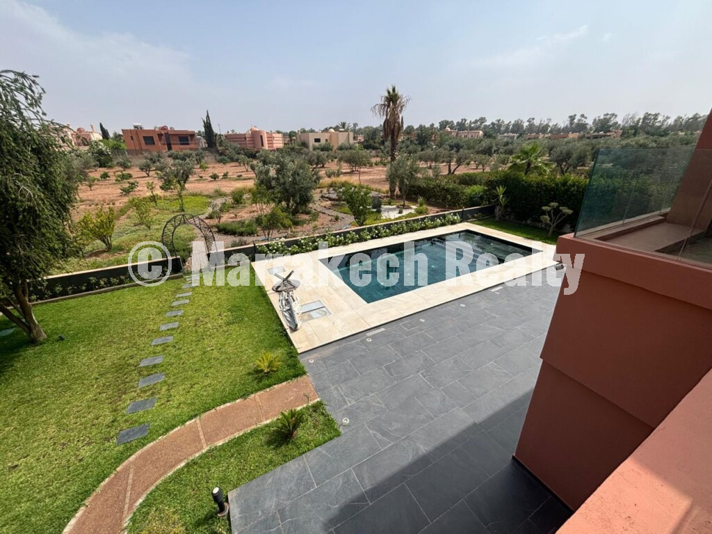 Villa moderne de 4 suites avec piscine à Amelkis