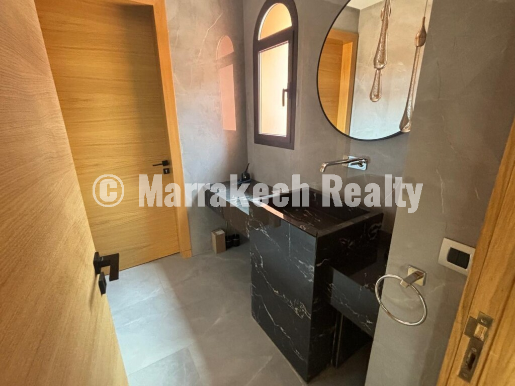 Villa moderne de 4 suites avec piscine à Amelkis