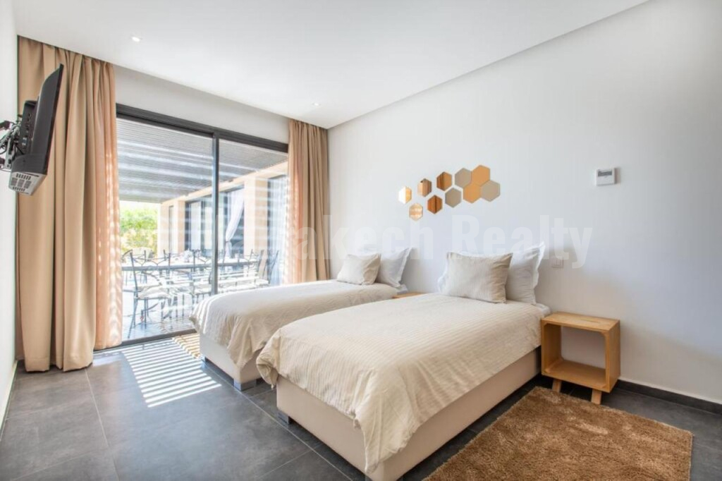 Modern Villa with Private Pool for rent long term