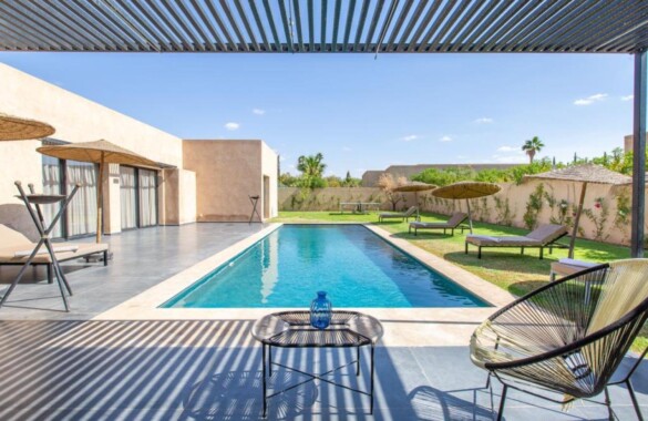 Villa moderne avec piscine privée à louer en longue durée