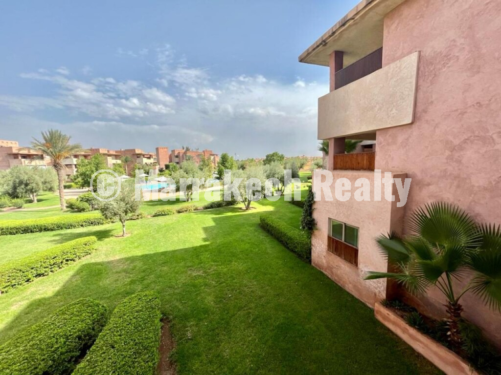 Furnished 114 m² Apartment with Double Terrace for Rent