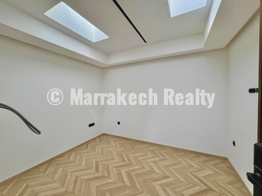 Contemporary Luxury Villa for Sale nearby Marrajech center