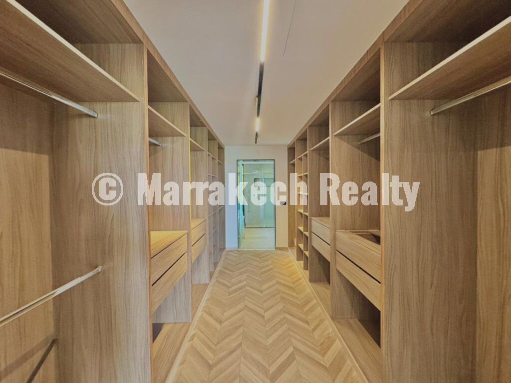 Contemporary Luxury Villa for Sale nearby Marrajech center