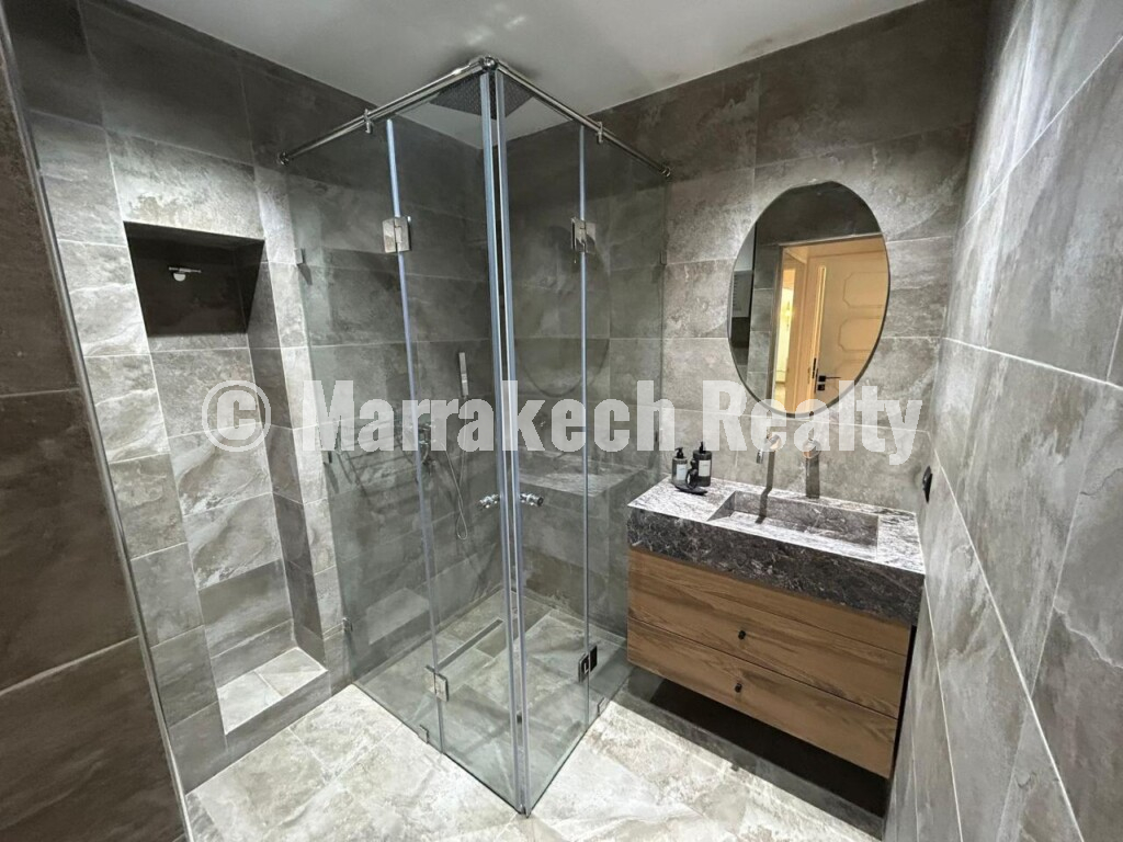 Magnifique appartement meublé sans vis-à-vis dans une résidence haut de gamme à Hivernage