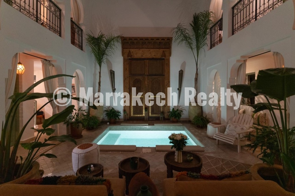 Exclusivité : Riad authentique de 7 chambres avec piscine chauffée et hammam