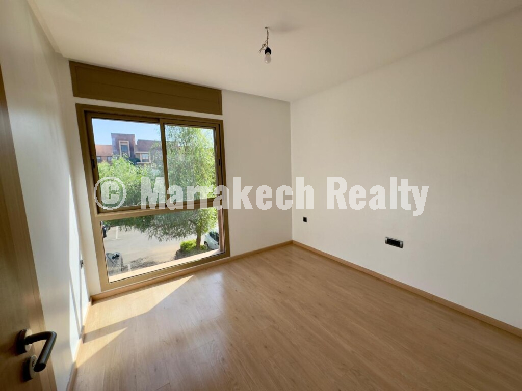 Beautiful 3 Bedroom Apartment with Terrace