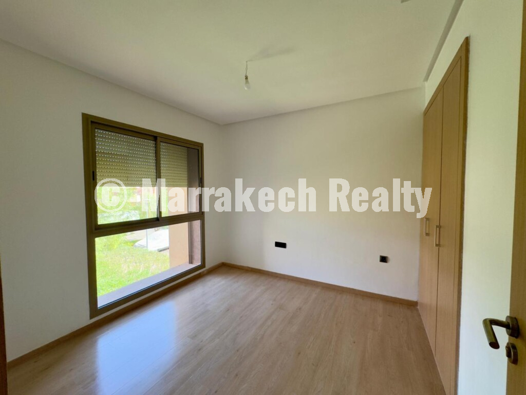 Beautiful 3 Bedroom Apartment with Terrace
