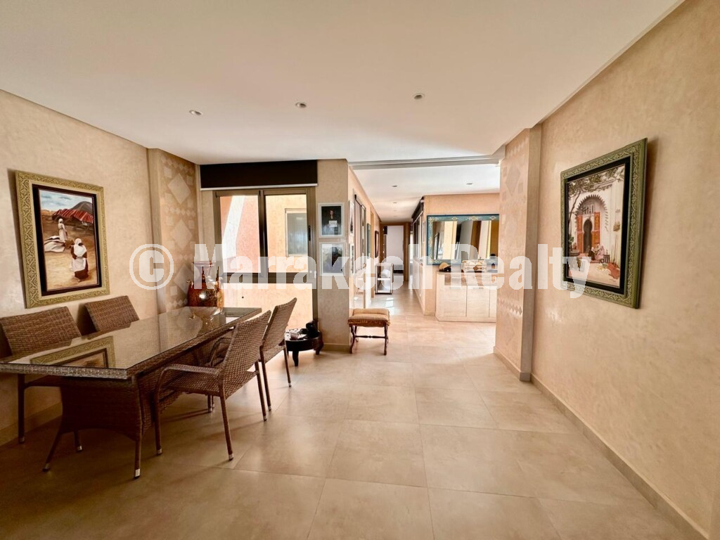 Appartement de prestige avec terrasse et vue sur le lac