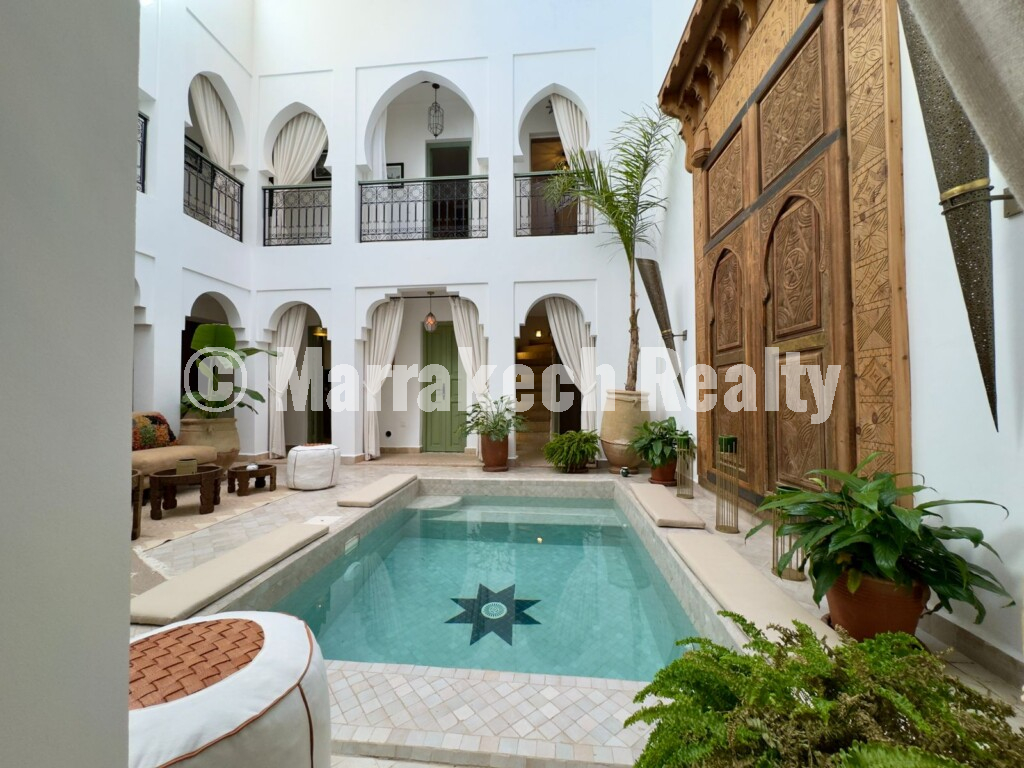 Exclusivité : Riad authentique de 7 chambres avec piscine chauffée et hammam
