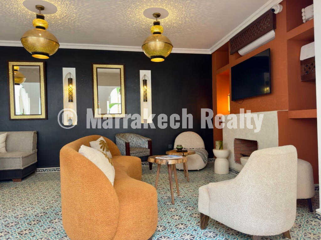 Exclusivité : Riad authentique de 7 chambres avec piscine chauffée et hammam