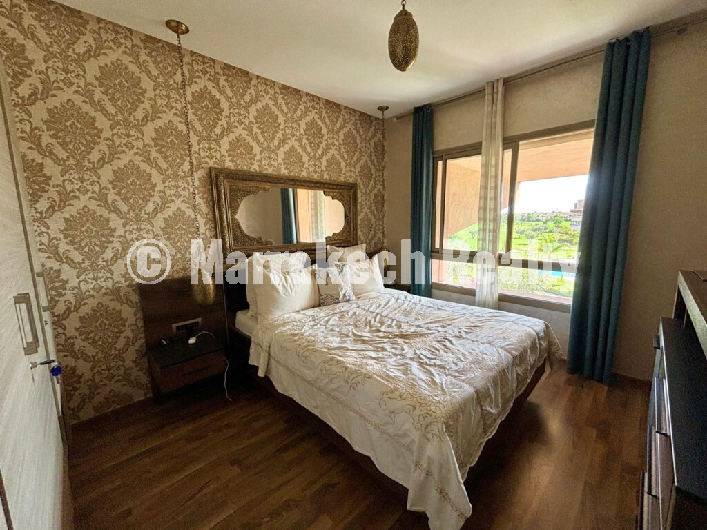 Appartement de standing avec vue sur golf et Atlas