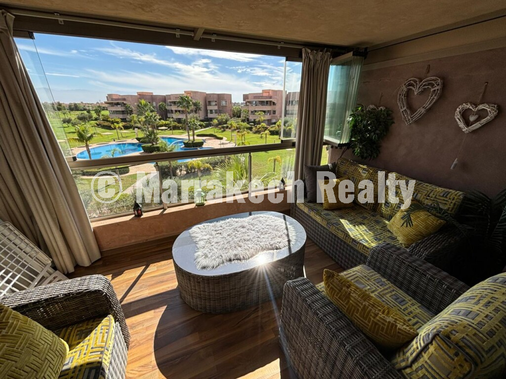 Appartement de standing avec vue sur golf et Atlas