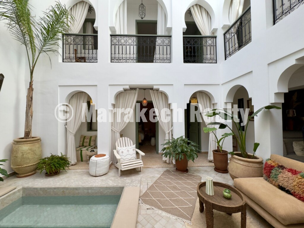 Exclusivité : Riad authentique de 7 chambres avec piscine chauffée et hammam