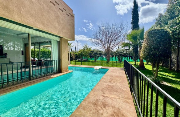4-Bedroom Villa for Rent on The Casablanca Road
