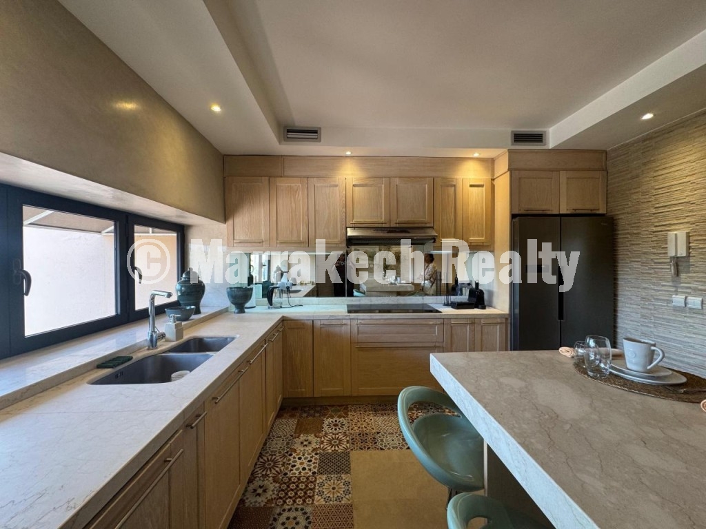 Luxurious 3-bedroom apartment for rent, Hivernage