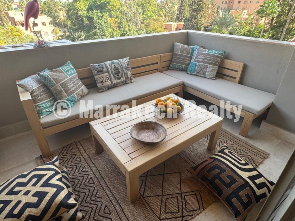 Luxurious 3-bedroom apartment for rent, Hivernage