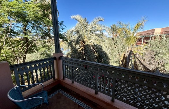 Charmant Appartement Meublé à Vendre à La Palmeraie