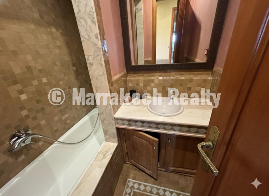 Charmant Appartement Meublé à Vendre à La Palmeraie