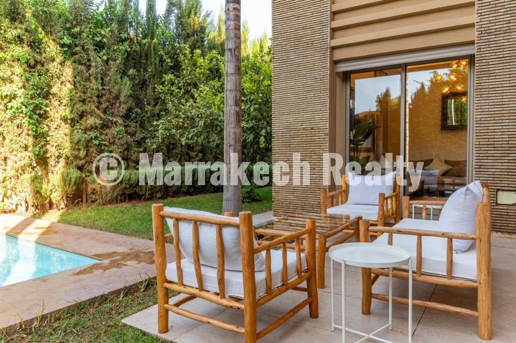 Villa moderne 3 chambres à louer à Akenza