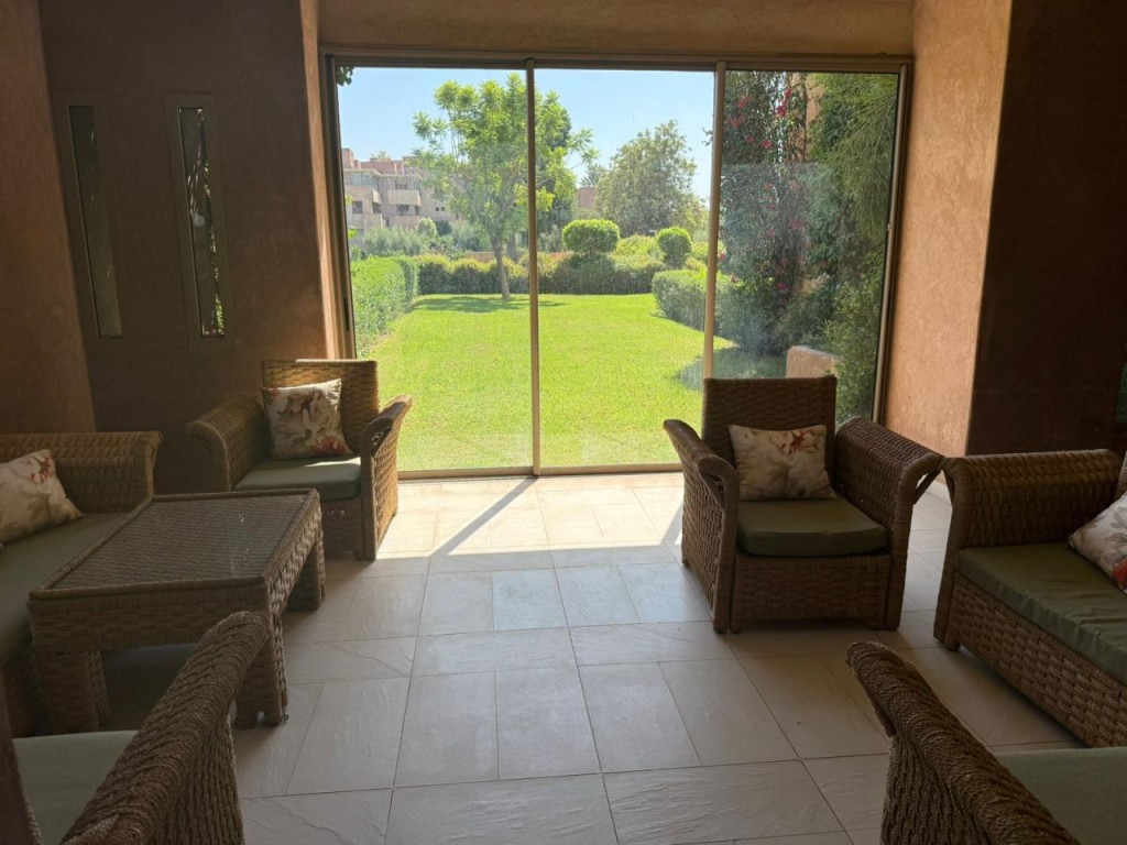 Garden level apartment for rent on Prestigia Ambre