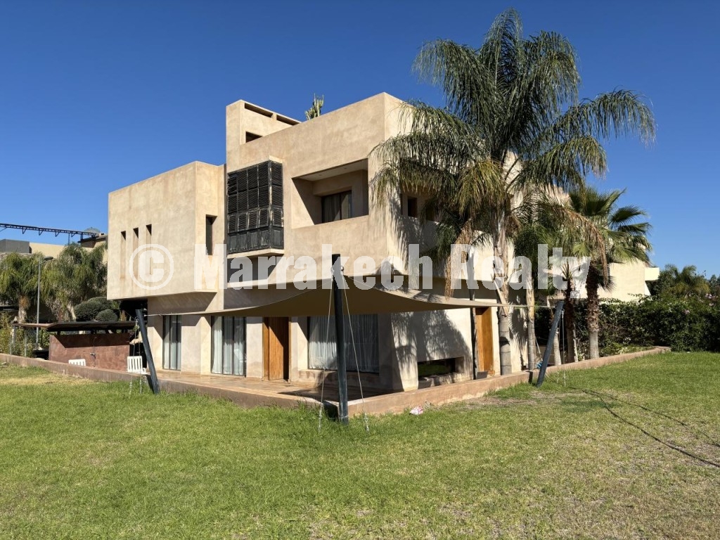 Magnifique Villa à Louer Sur Argan Golf Resort