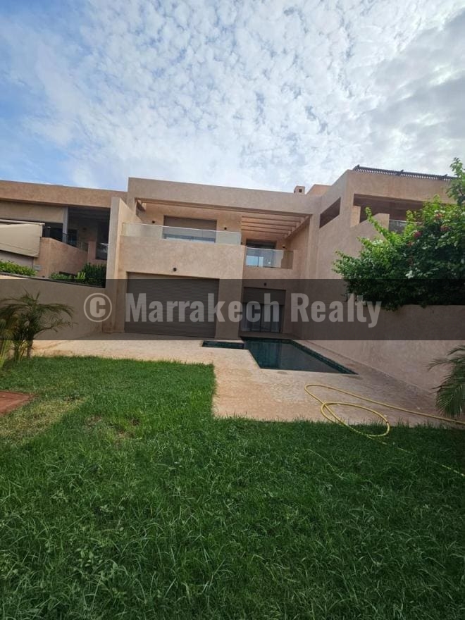 Villa 3 chambres à vendre à Prestigia Loubane