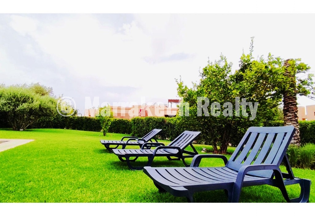 PREMIUM SINGLE-STOREY VILLA WITHIN AN EXCLUSIVE RESIDENTIAL DOMAIN