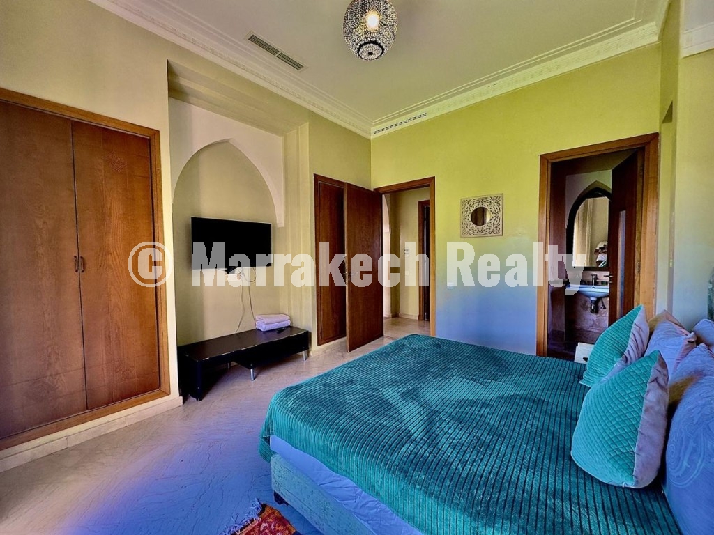 PREMIUM SINGLE-STOREY VILLA WITHIN AN EXCLUSIVE RESIDENTIAL DOMAIN