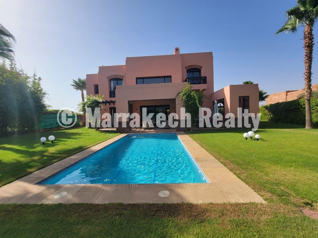Villa de luxe en location route de Fès