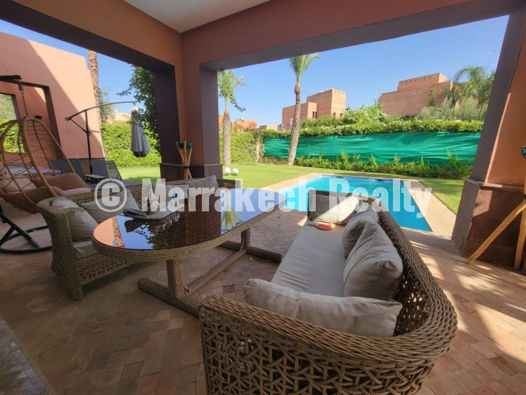 Villa de luxe en location route de Fès