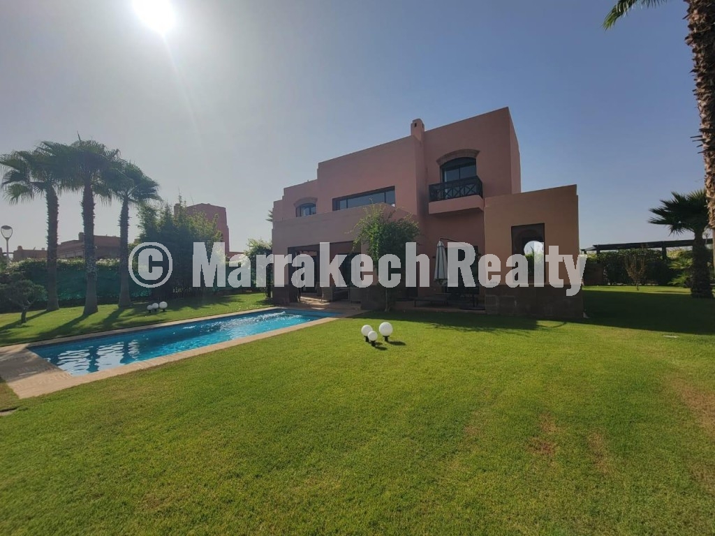Villa de luxe en location route de Fès