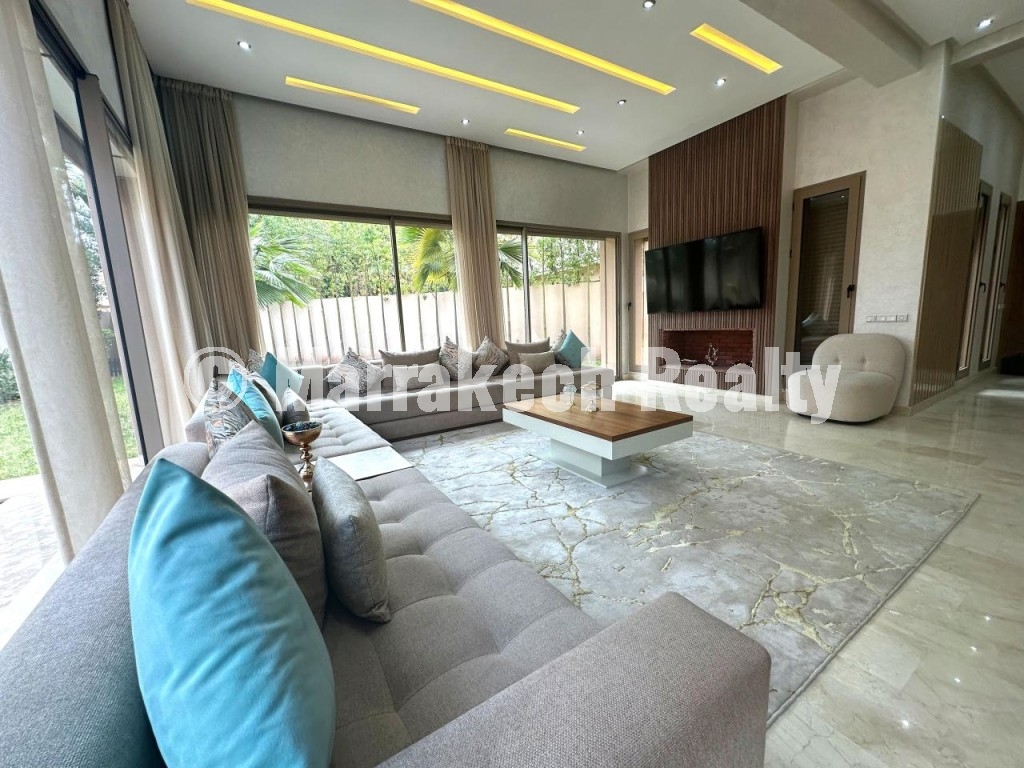 Villa 4 chambres à louer à Targa