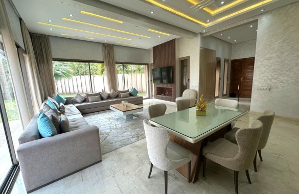 Villa 4 chambres à louer à Targa