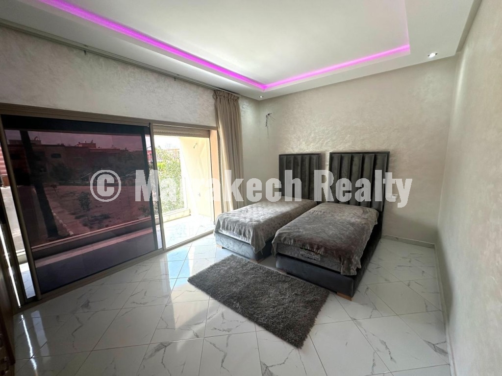 Villa 4 chambres à louer à Targa