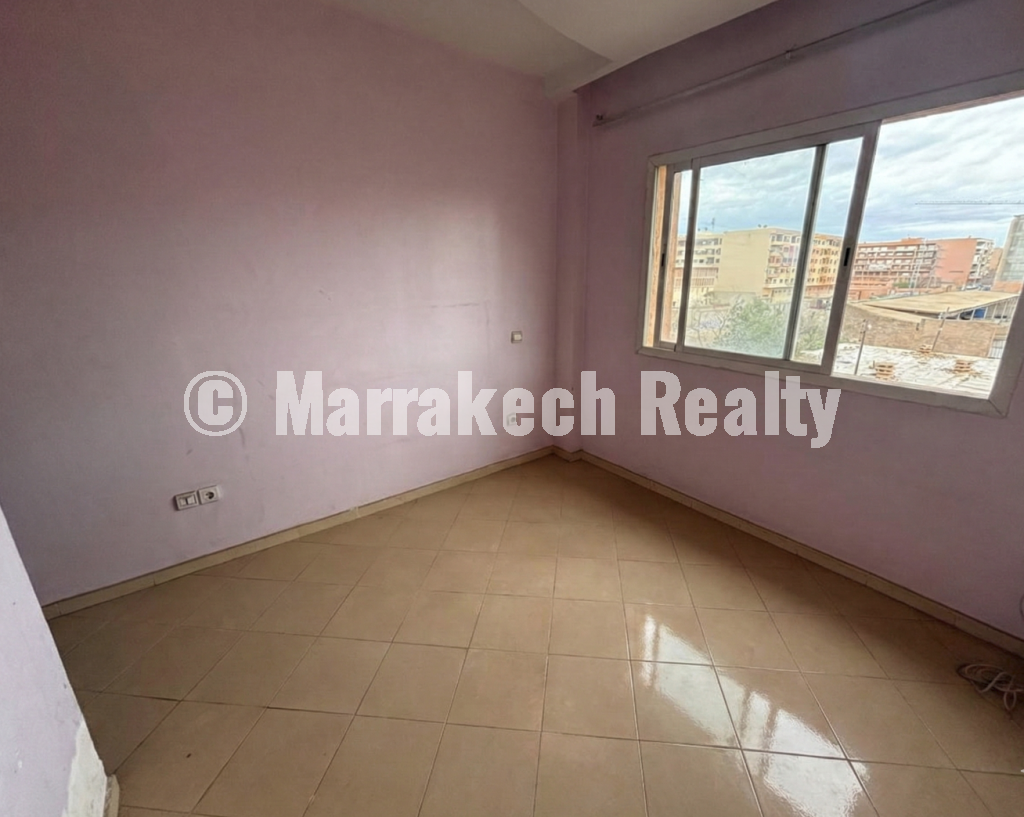 Appartement à Rénover avec Fort Potentiel – Hivernage Extension