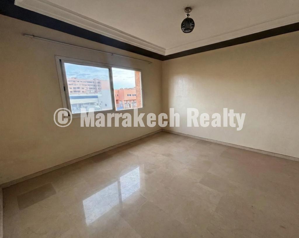 Appartement à Rénover avec Fort Potentiel – Hivernage Extension