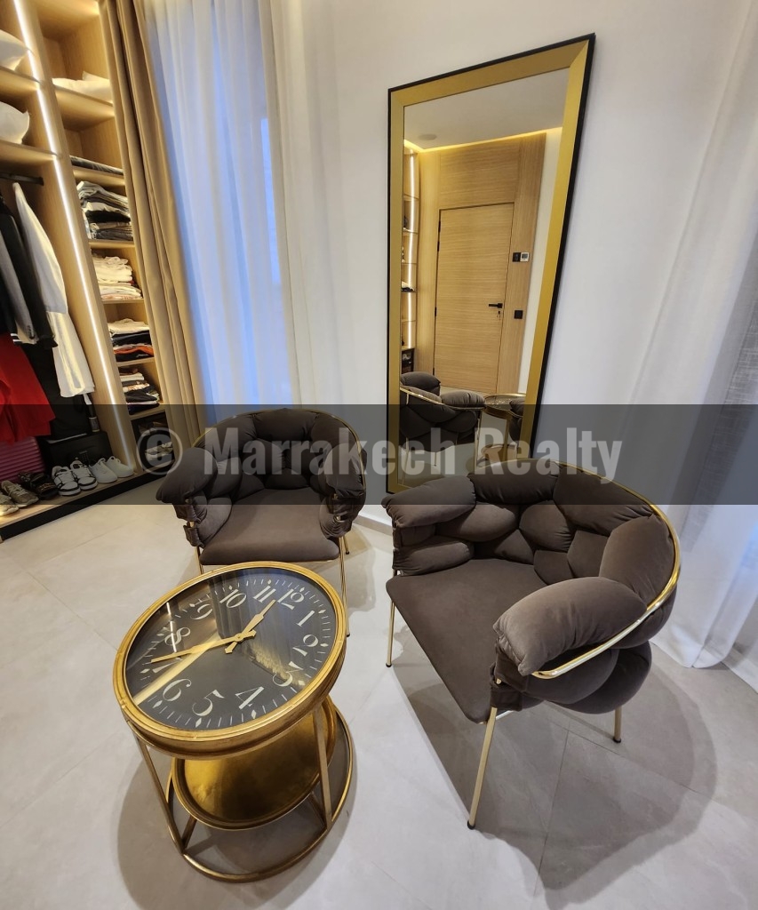 Luxury Modern Villa for Rent – Heated Pool and Spa