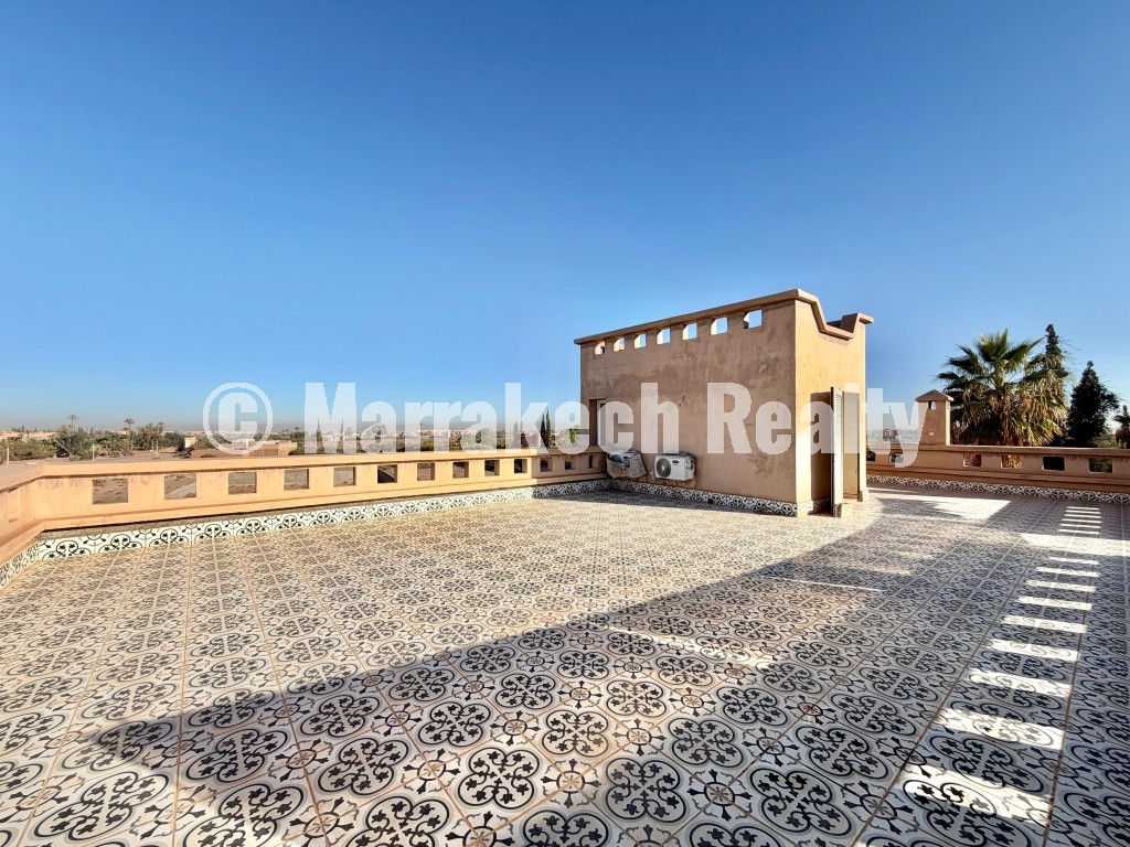 Villa Marocaine Authentique avec Hammam Et Piscine – 7 Chambres