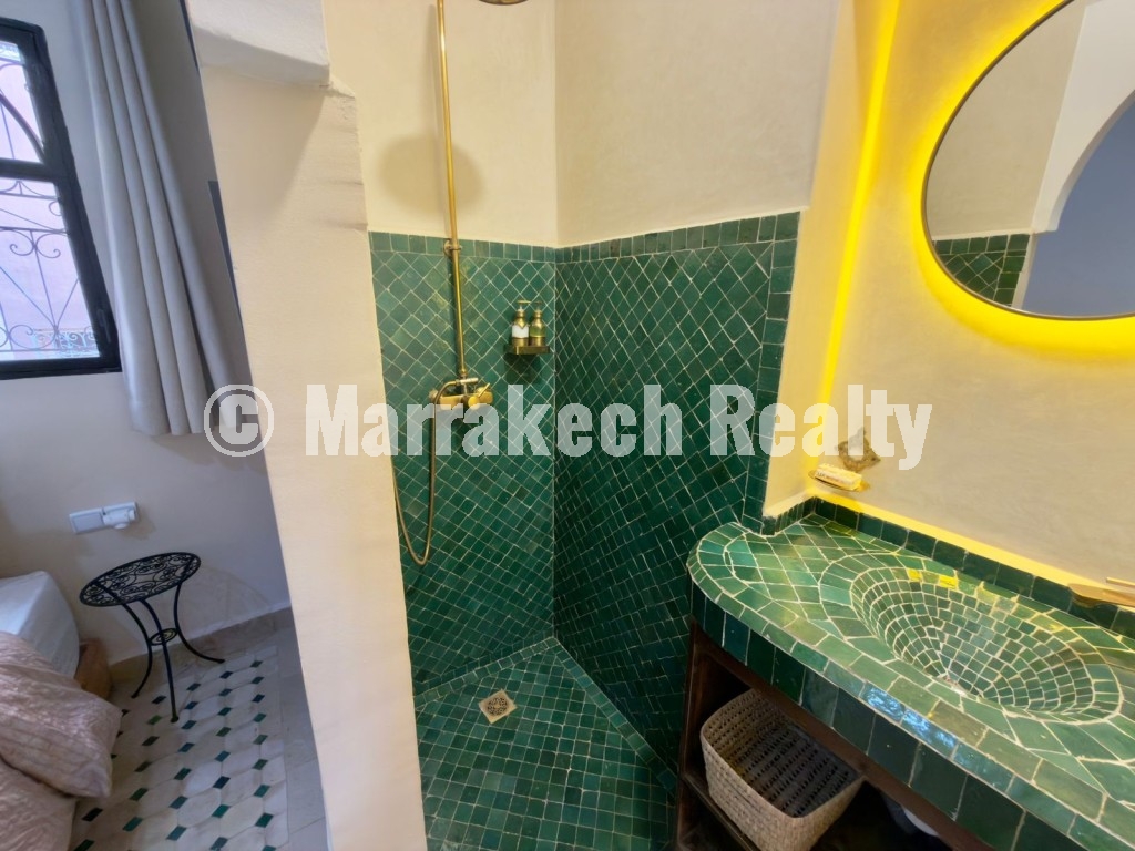Riad Tout Neuf de 4 Chambres à vendre en Medina