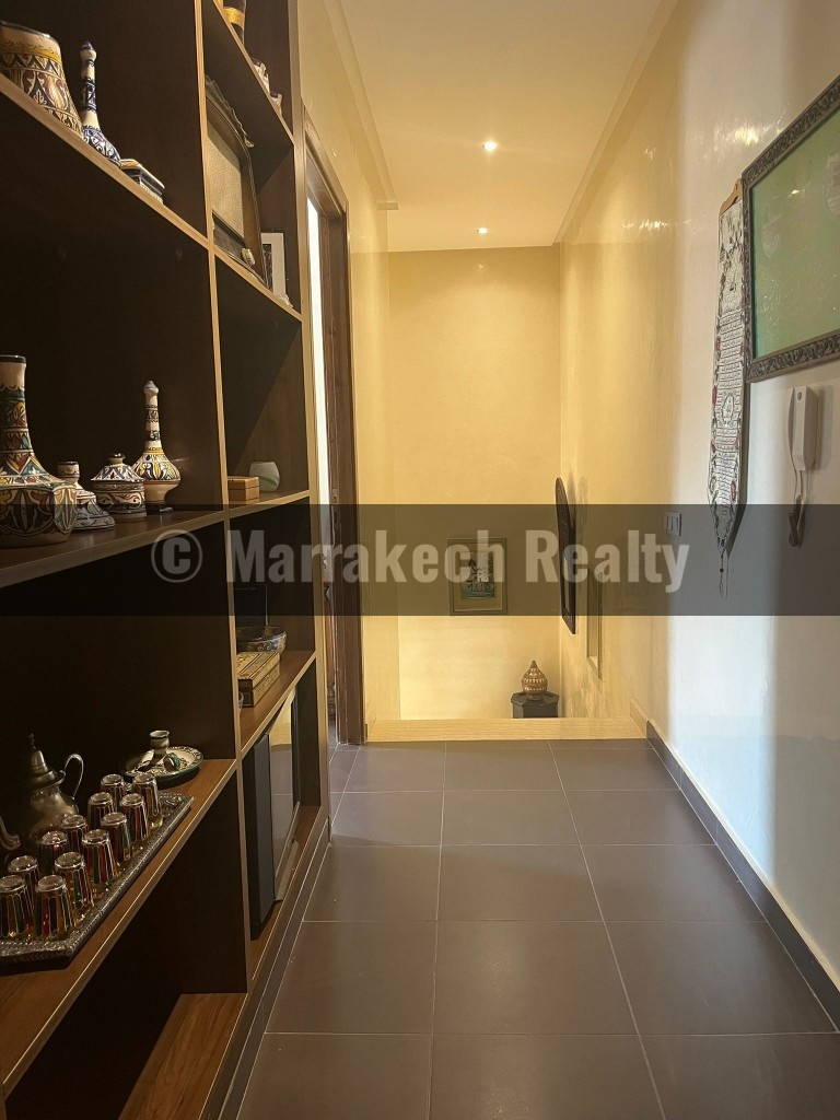 Villa 3 chambres à Vendre à Akenza