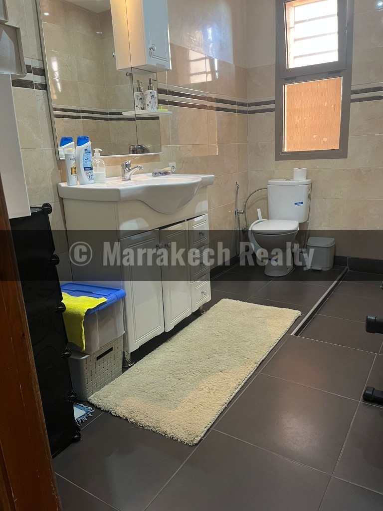 Villa 3 chambres à Vendre à Akenza